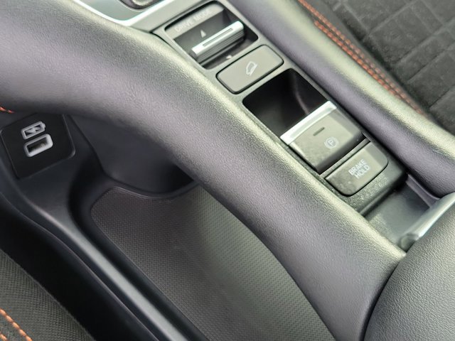 Certified 2023 Honda HR-V Sport image 31