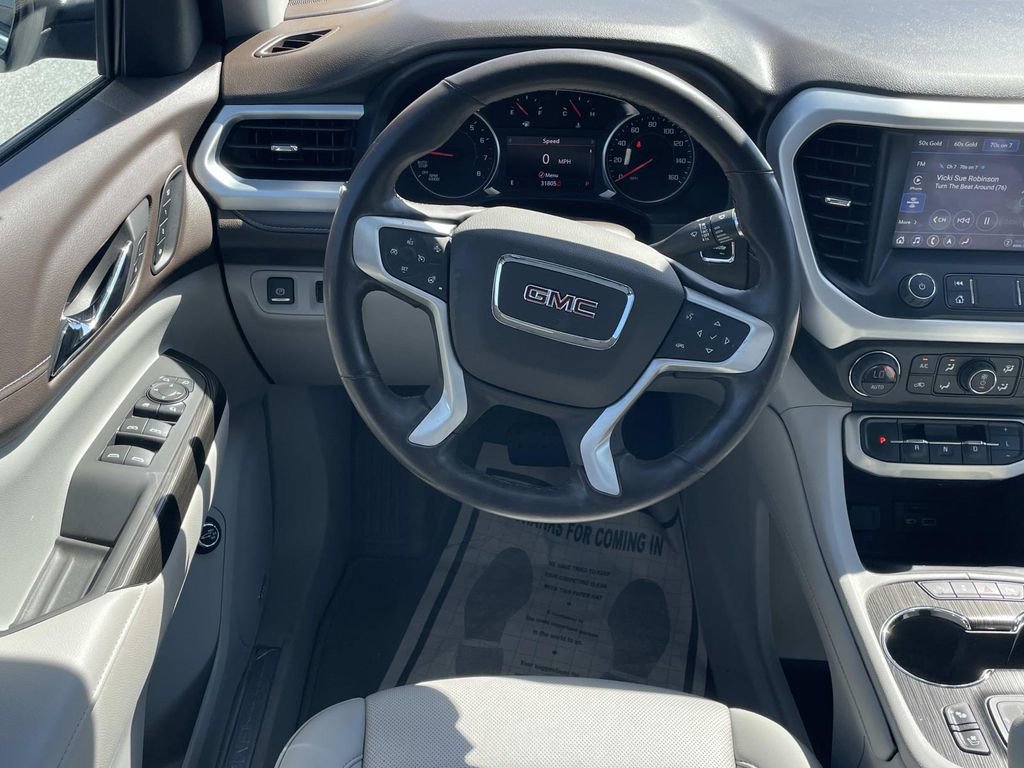 Used 2023 GMC Acadia SLT w/ Preferred Package image 15