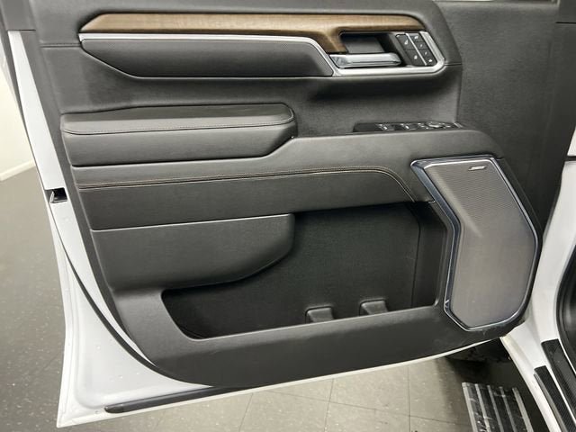 Certified 2024 Chevrolet Silverado 2500 High Country w/ High Country Premium Package AWD/4WD image 22