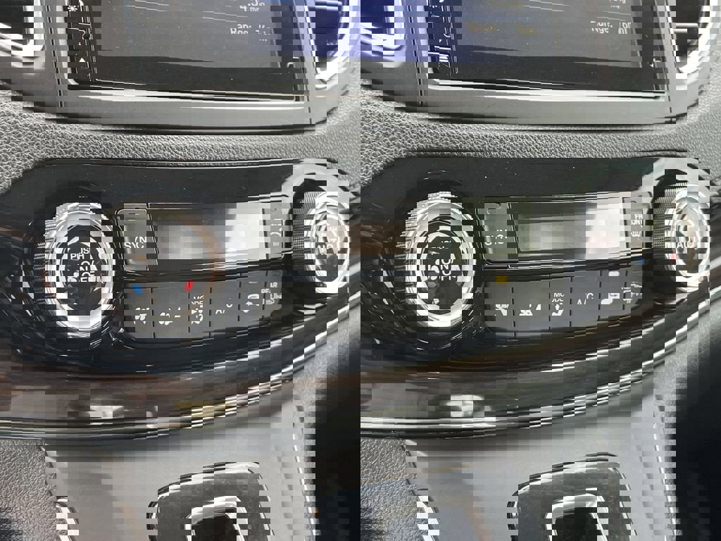 Used 2016 Honda CR-V Touring image 24