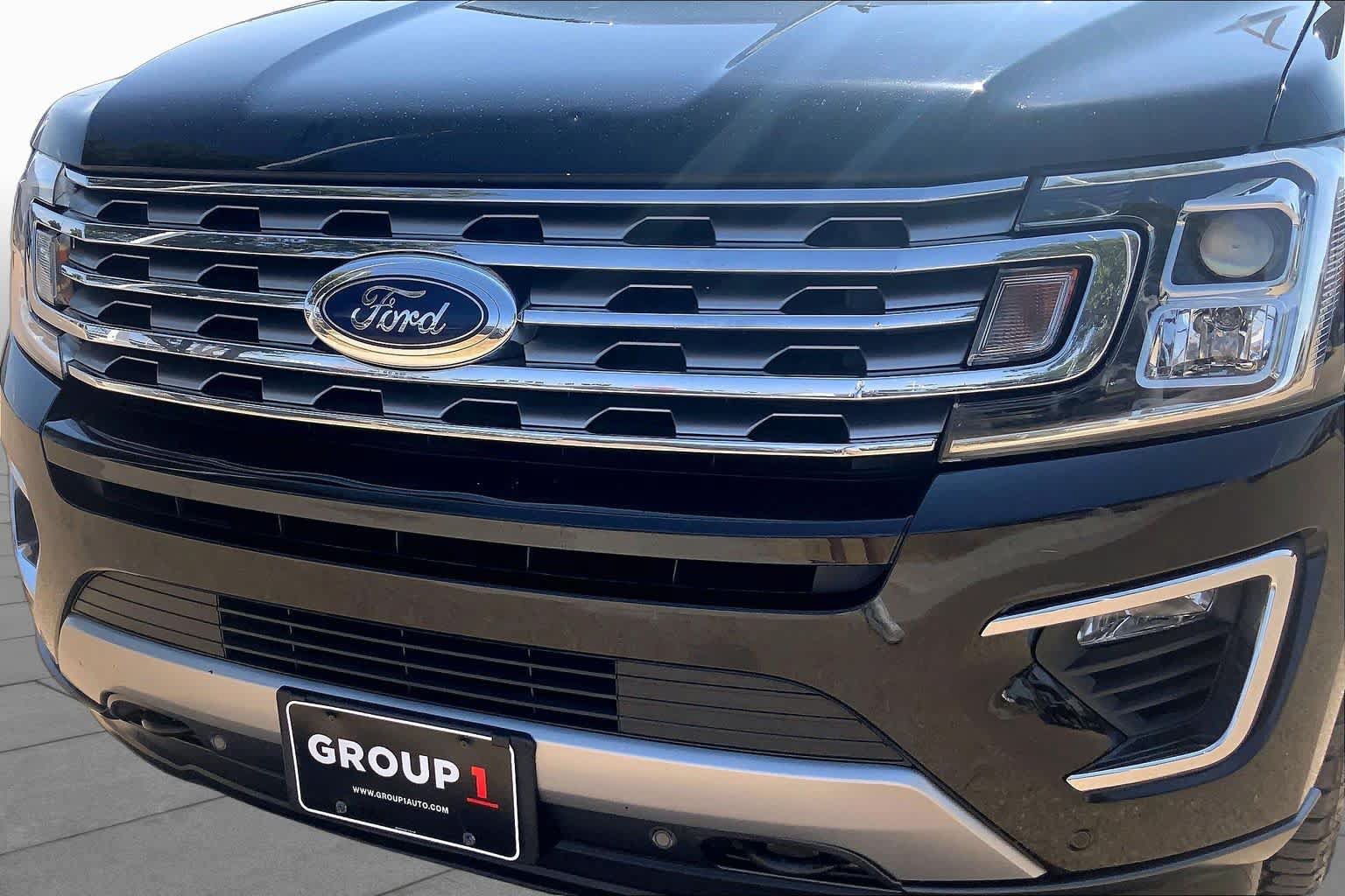 Used 2019 Ford Expedition Limited w/ Driver Assistance Package AWD/4WD image 30