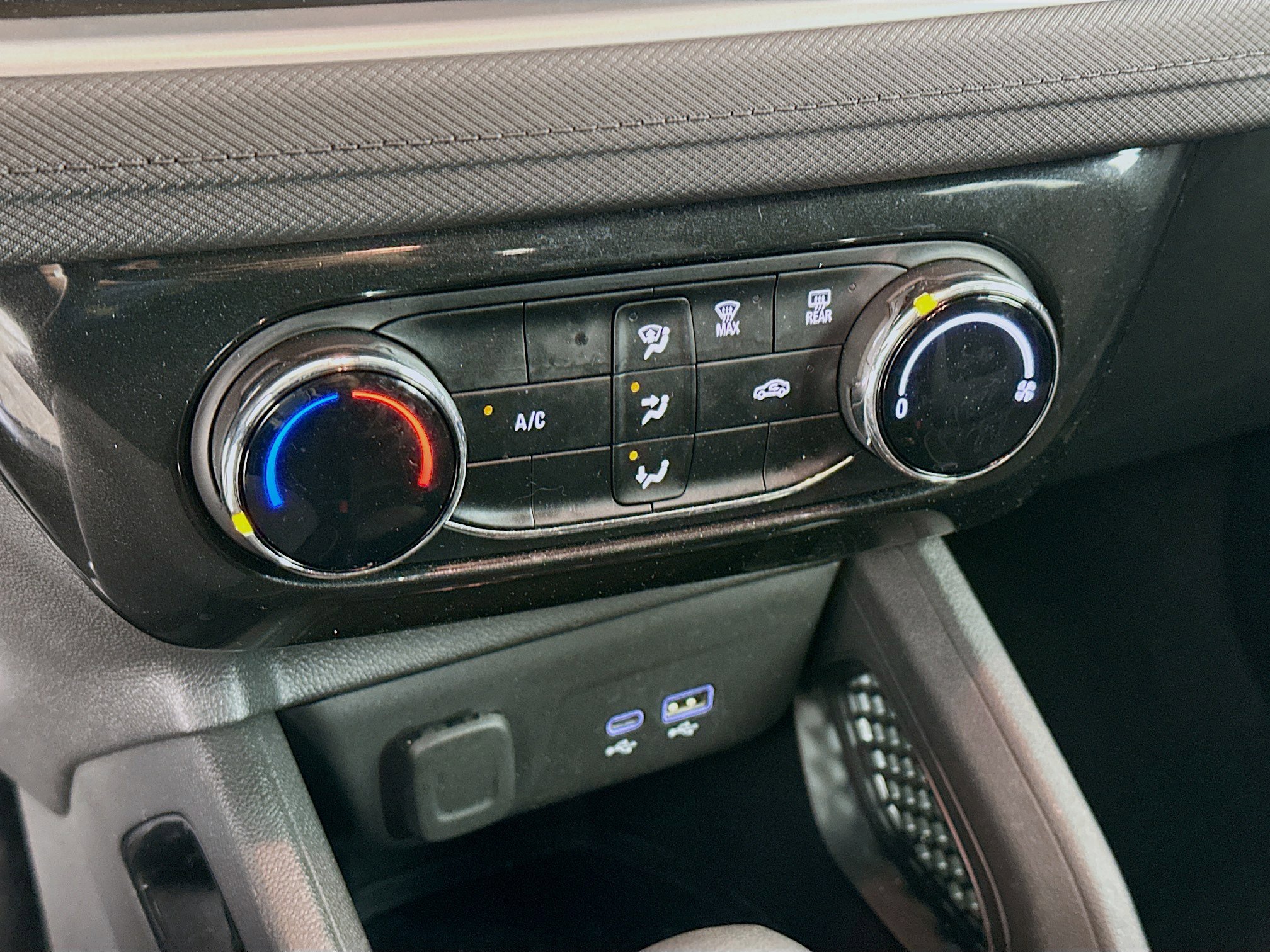 Used 2025 Chevrolet TrailBlazer LT image 23