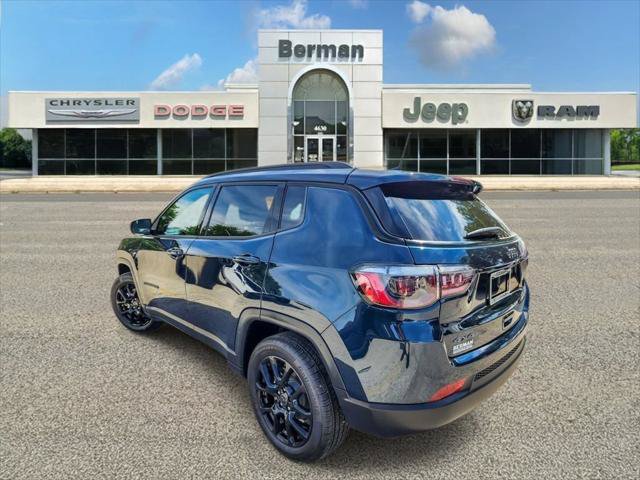 Certified 2026 Jeep Compass Latitude AWD/4WD image 9