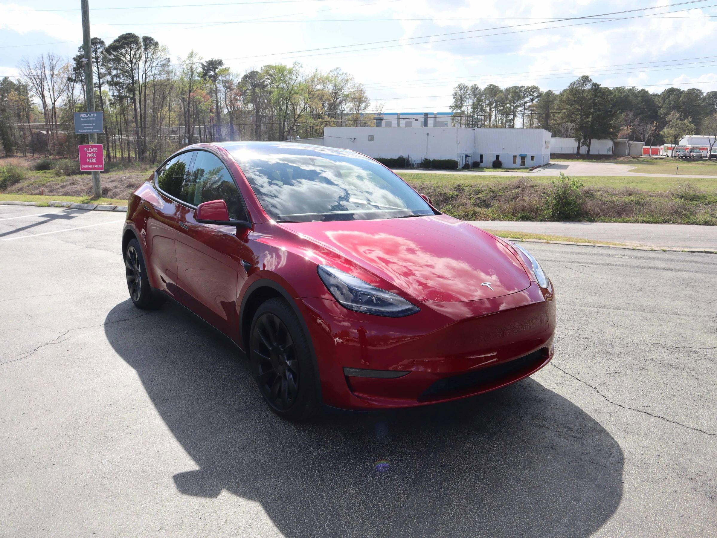 Used 2024 Tesla Model Y Long Range image 12