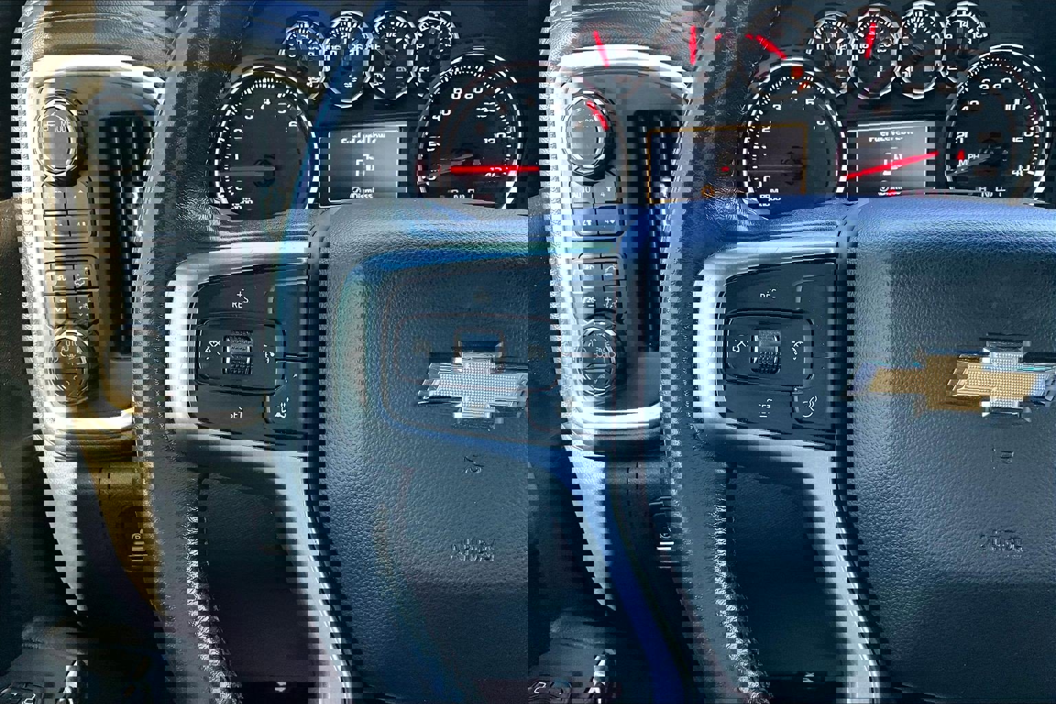 Used 2021 Chevrolet Silverado 2500 LTZ image 12