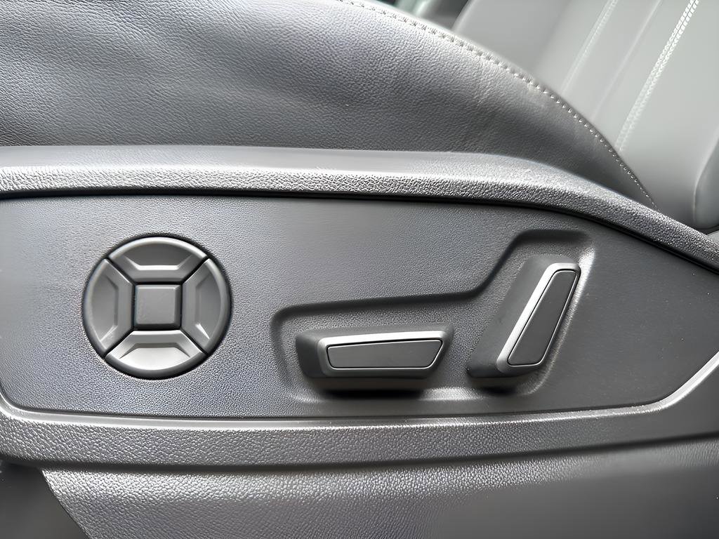 New 2025 Audi Q5 Premium image 36