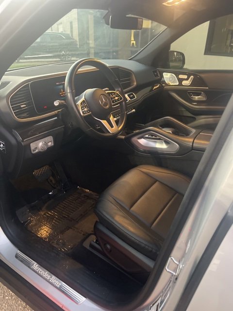 Used 2020 Mercedes-Benz GLE 350 w/ Premium Package image 9