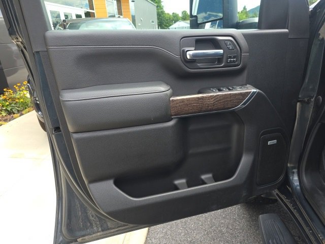 Used 2022 GMC Sierra 2500 Denali w/ Denali Ultimate Package image 10