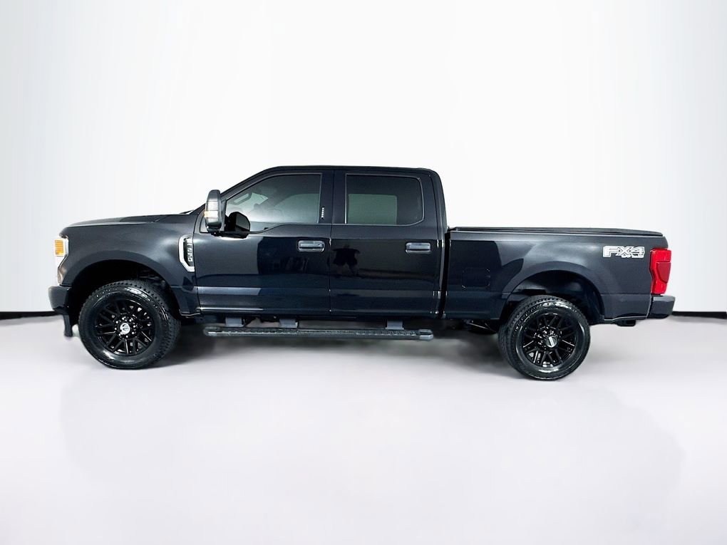 Used 2022 Ford F250 XLT w/ Black Appearance Package image 6
