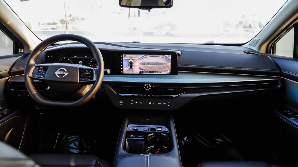 Used 2025 Nissan Murano SL image 15