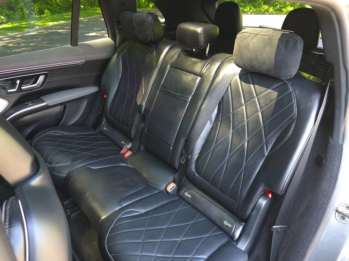 Used 2023 Mercedes-Benz EQS 580 4MATIC SUV image 16