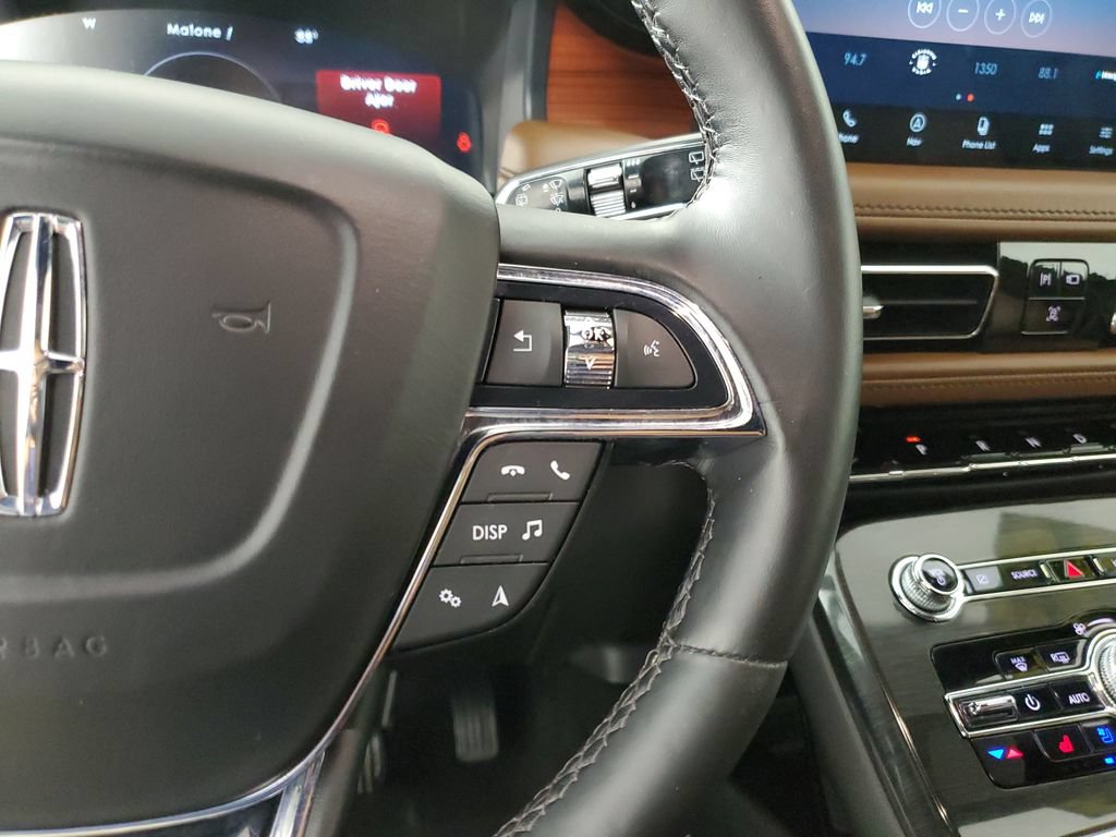 Certified 2023 Lincoln Nautilus Reserve FWD image 26