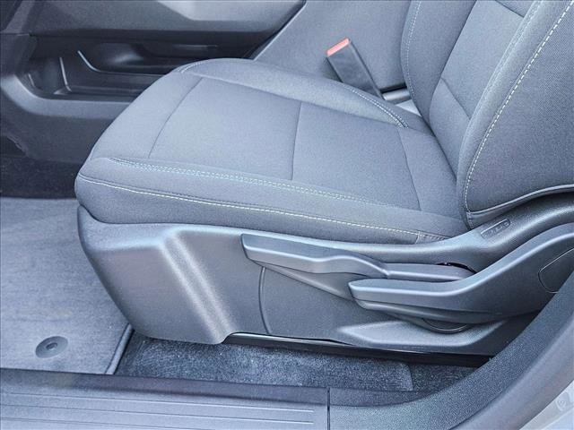 New 2026 Chevrolet Equinox EV LT image 4