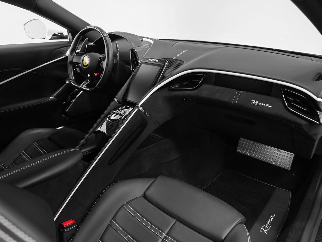 Certified 2023 Ferrari Roma image 28
