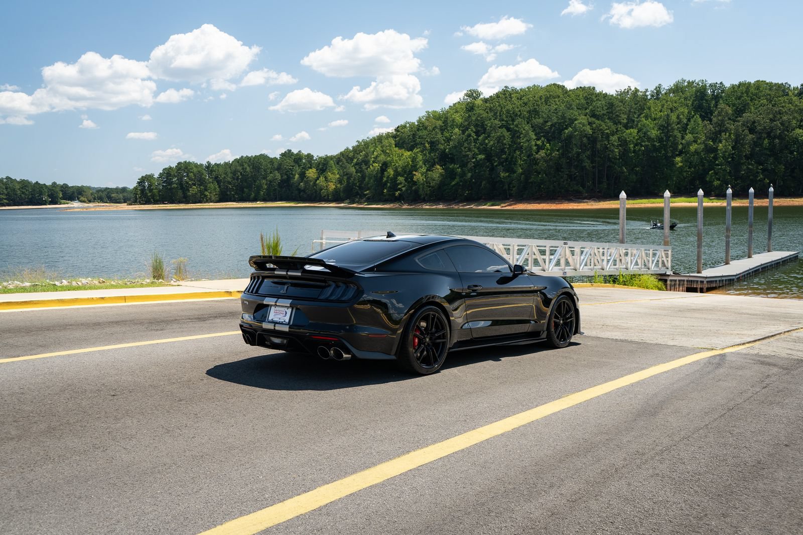 Used 2021 Ford Mustang Shelby GT500 w/ Technology Package RWD image 42
