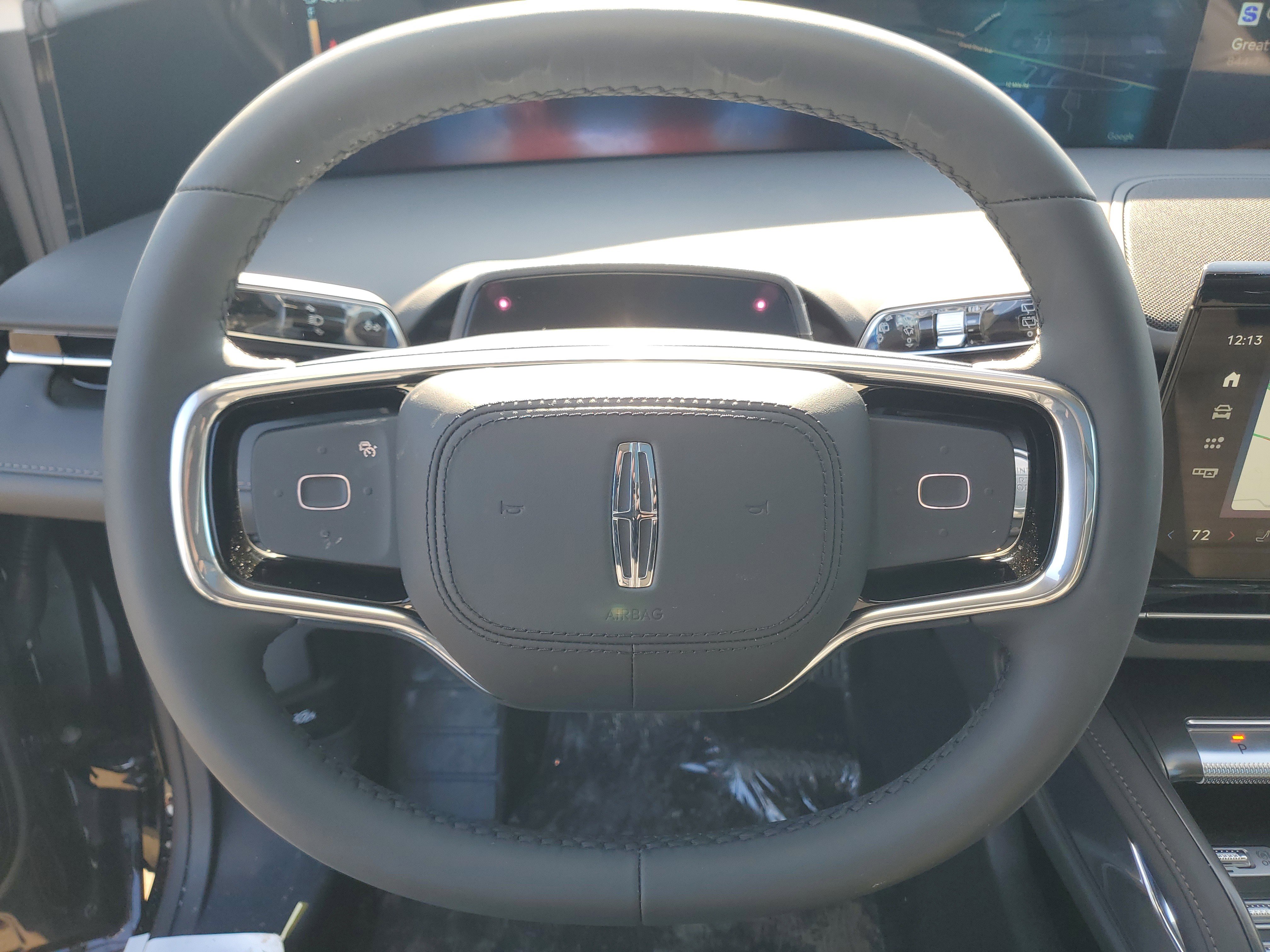 New 2026 Lincoln Nautilus Reserve image 16