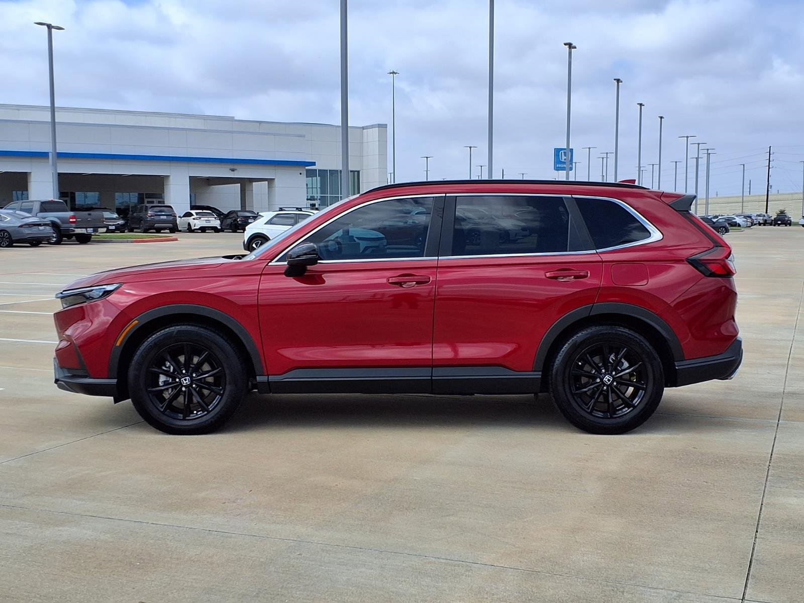 Used 2025 Honda CR-V Sport image 3