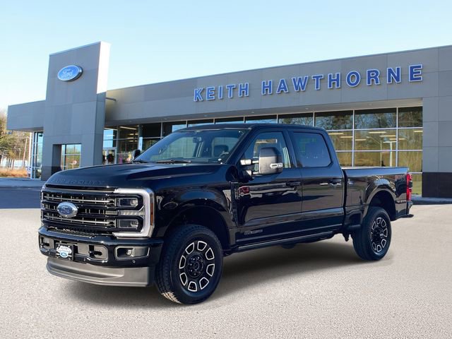 New 2026 Ford F250 Platinum w/ FX4 Off-Road Package image 3
