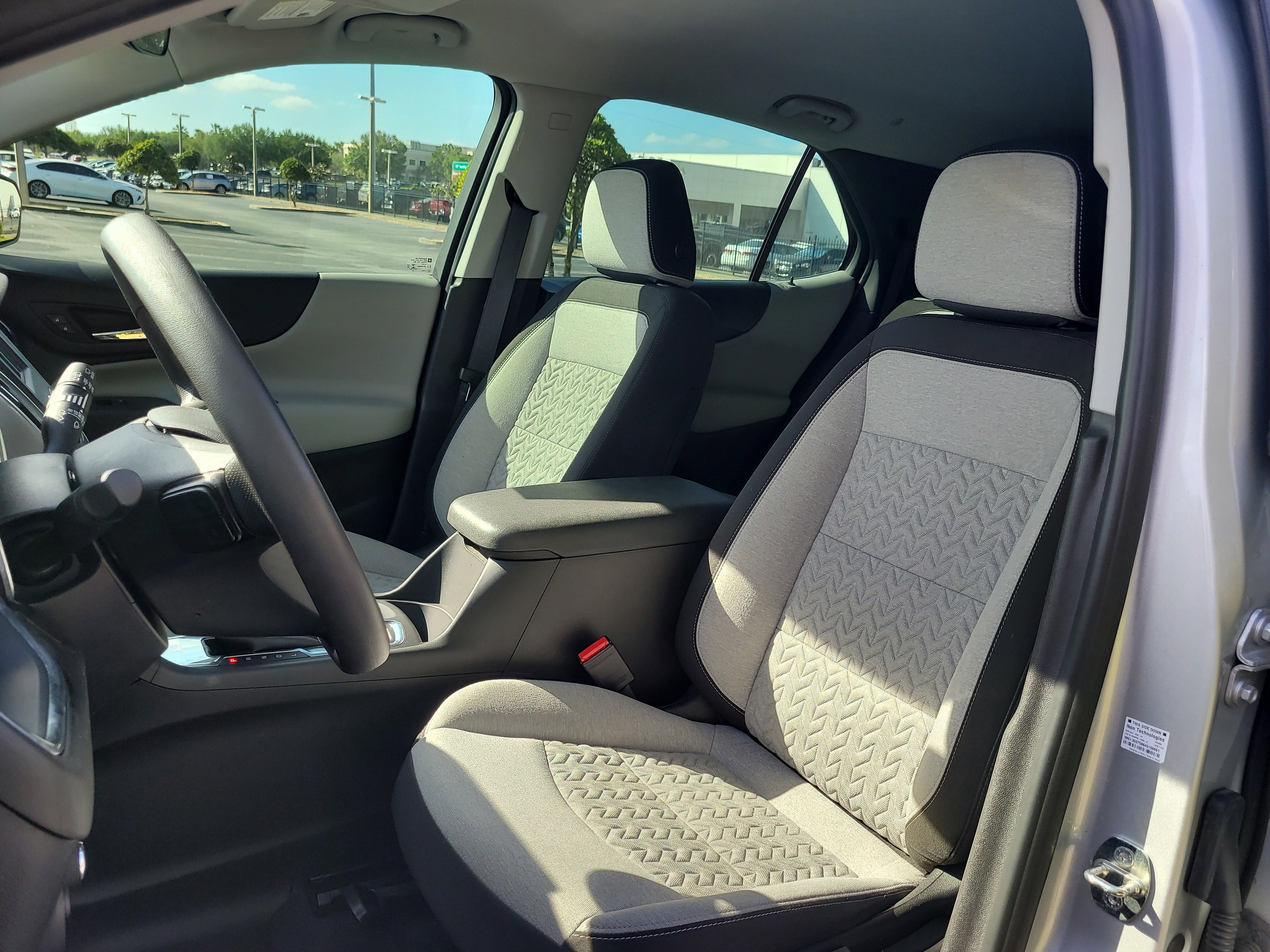 Used 2022 Chevrolet Equinox LS FWD image 21