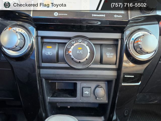 Used 2023 Toyota 4Runner 40th Anniversary SE AWD/4WD image 18