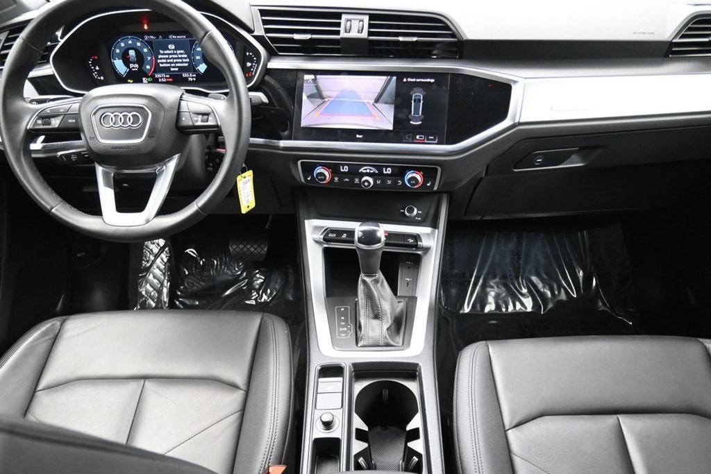 Used 2025 Audi Q3 2.0T Premium AWD/4WD image 28