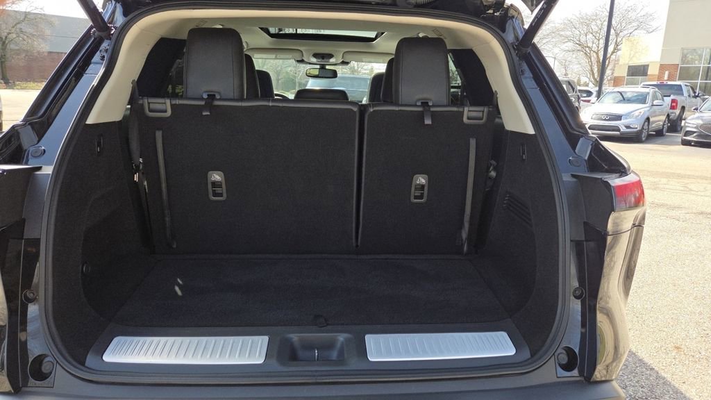 Used 2022 INFINITI QX60 Luxe image 31