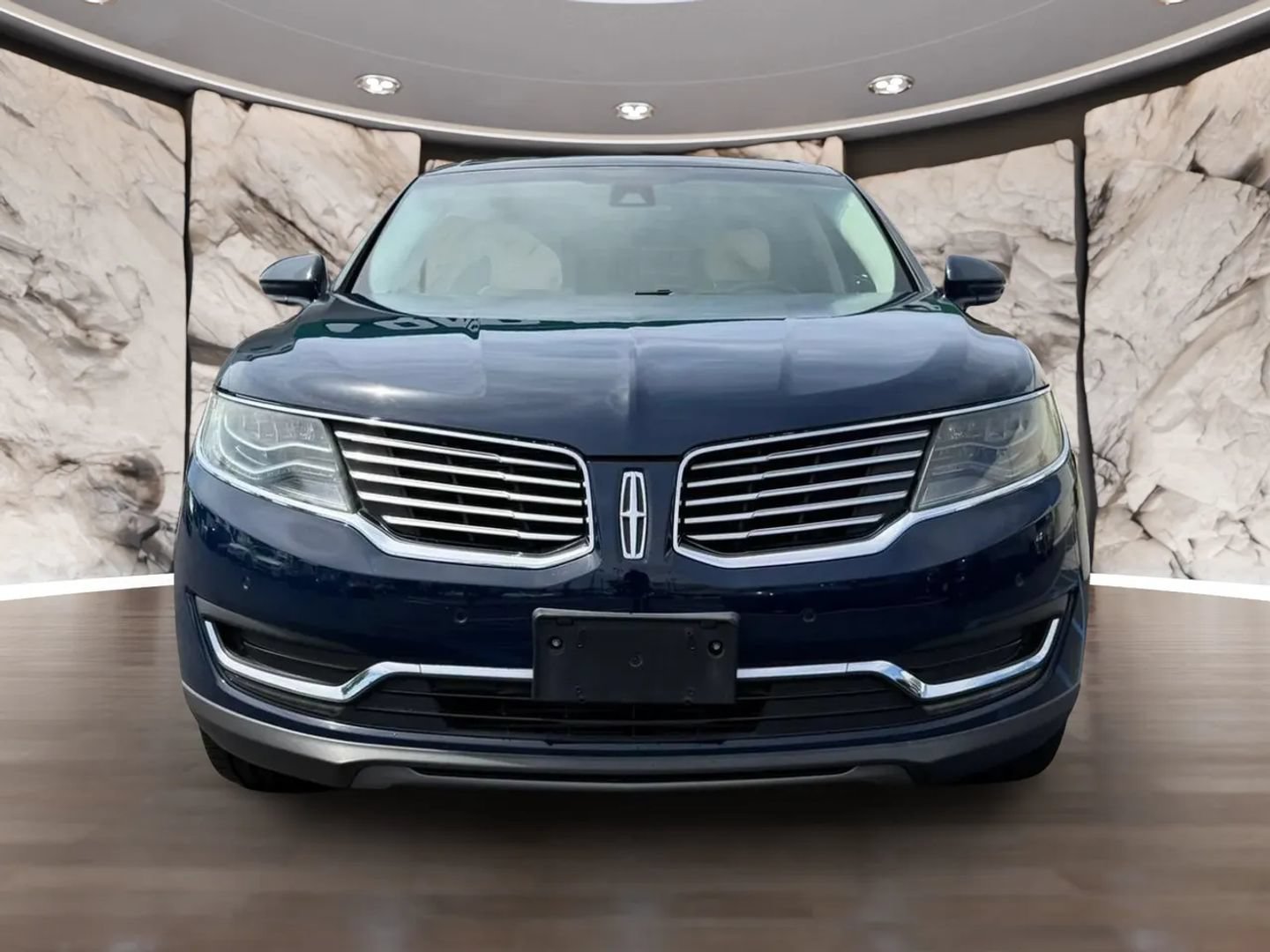Used 2018 Lincoln MKX Black Label FWD image 2