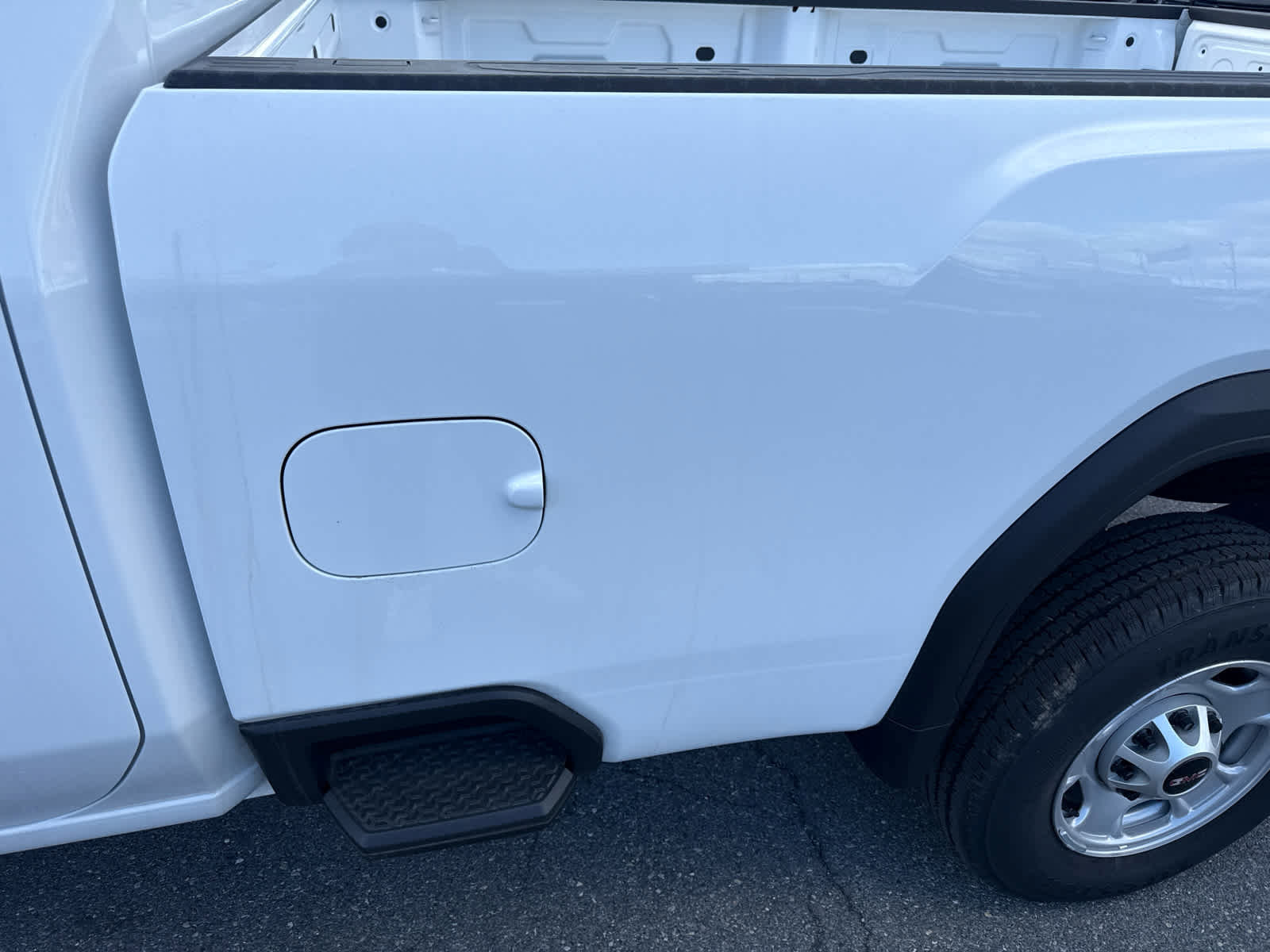 New 2025 GMC Sierra 2500 Pro w/ 1SA Pro Safety Plus Package image 5