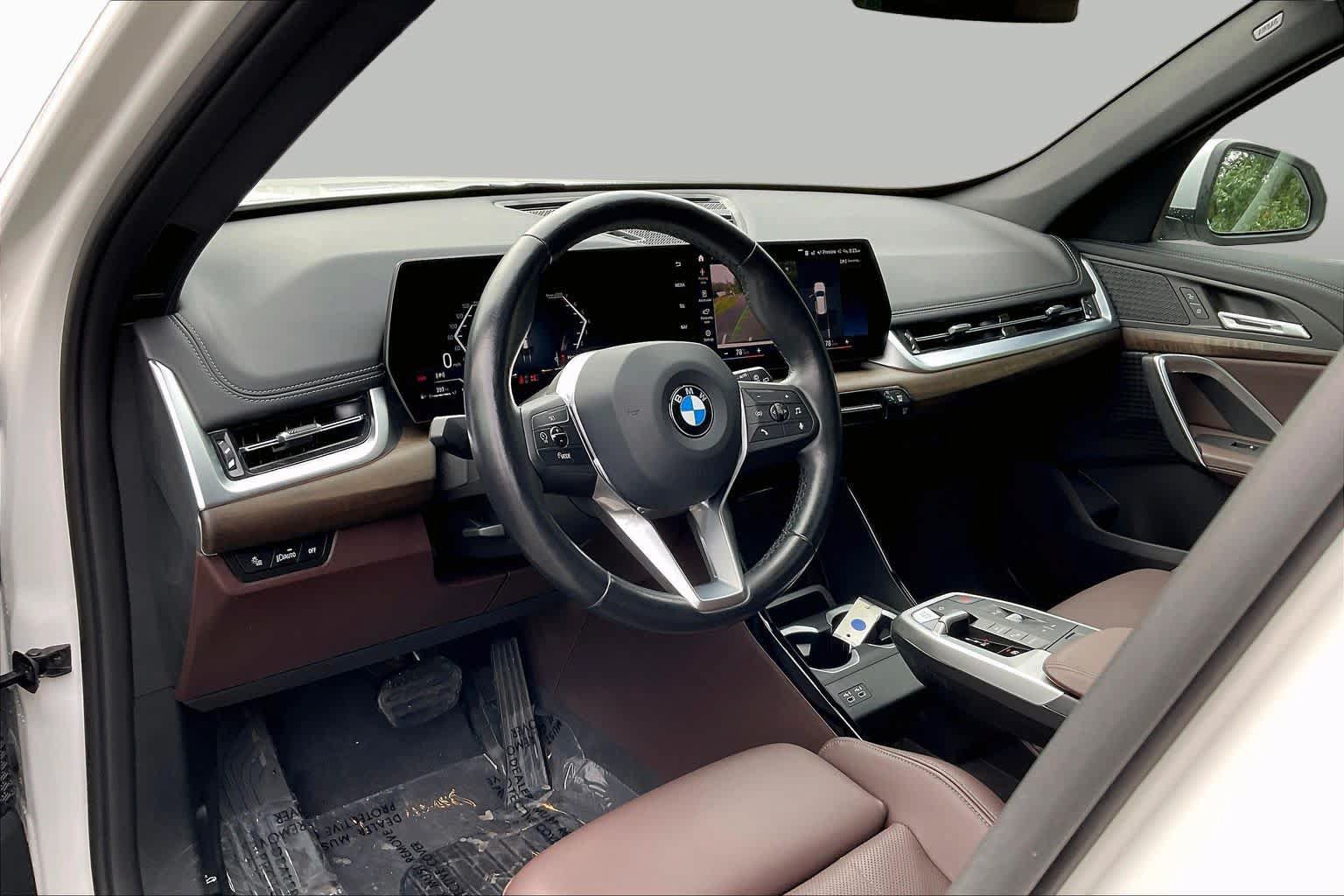 Used 2023 BMW X1 xDrive28i w/ Convenience Package AWD/4WD image 17