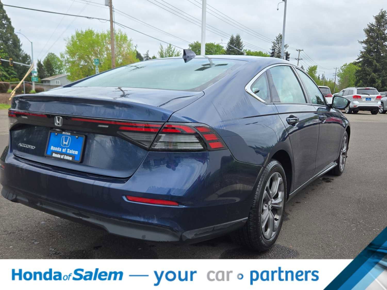 Used 2024 Honda Accord EX image 4