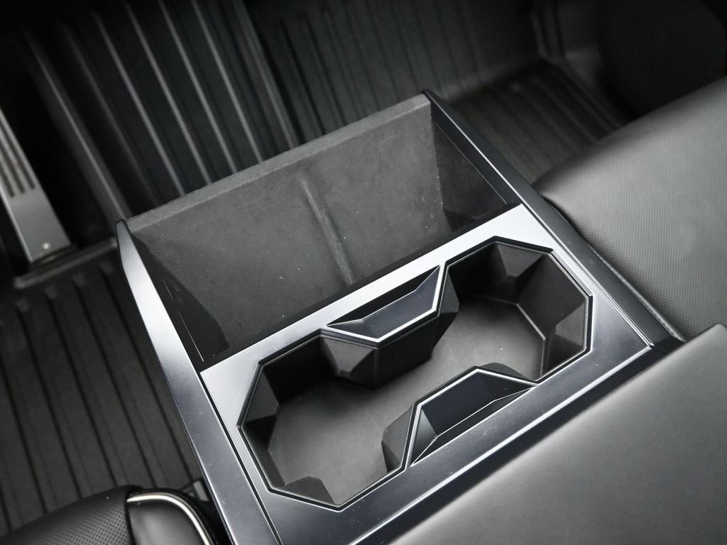 Used 2025 Tesla Cybertruck AWD Crew Cab image 20