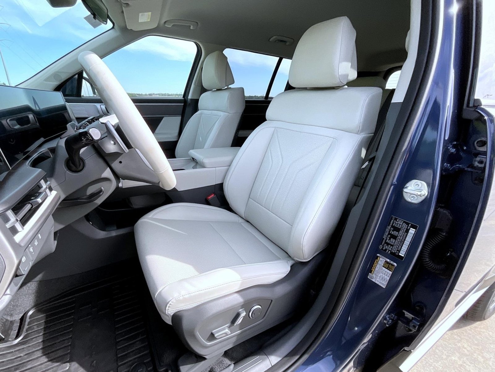 New 2027 Hyundai Santa Fe SEL AWD/4WD image 10