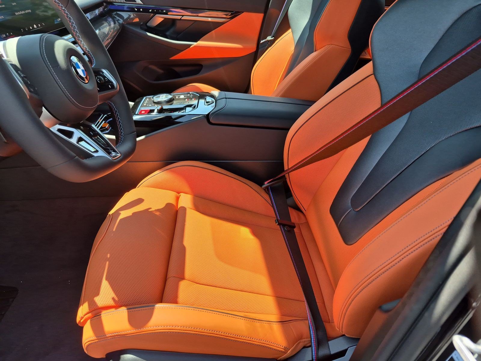 New 2027 BMW M5 Touring AWD/4WD image 17