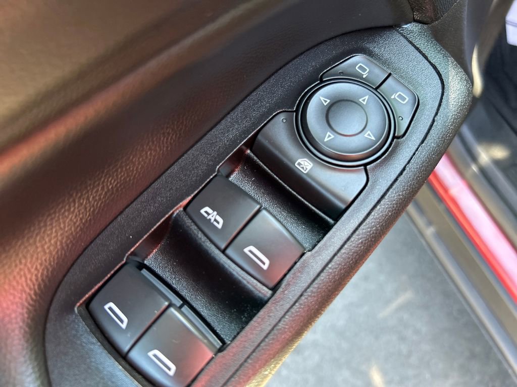 Used 2019 Chevrolet Equinox LT FWD image 19