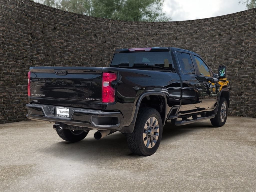 Used 2024 Chevrolet Silverado 2500 Custom w/ Custom Value Package AWD/4WD image 7