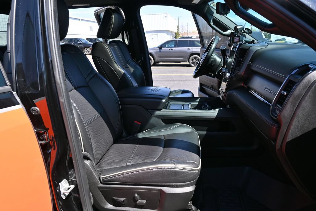 Used 2022 RAM 2500 Limited AWD/4WD image 18