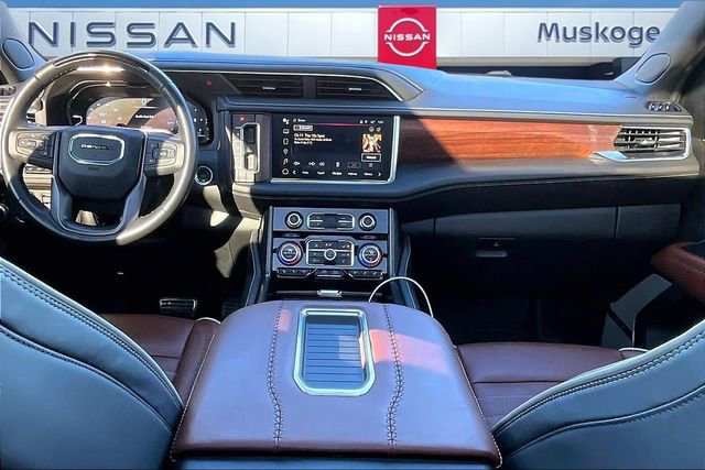Used 2024 GMC Yukon XL Denali Ultimate image 7