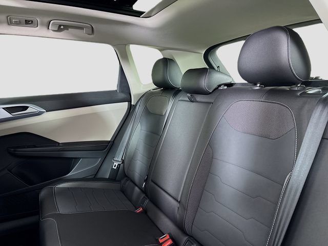 New 2026 Volkswagen Taos SE AWD/4WD image 25