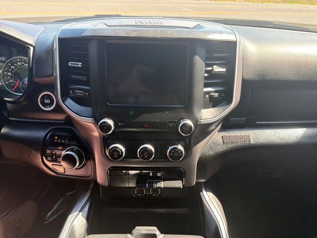 Used 2022 RAM 1500 Big Horn AWD/4WD image 30