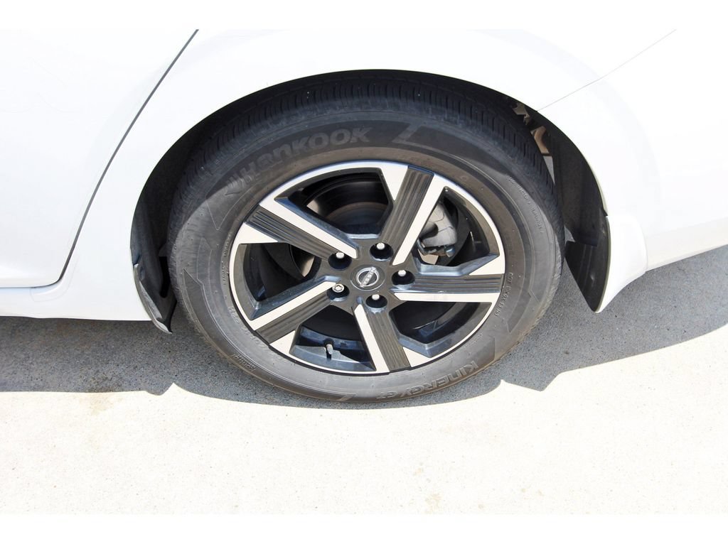 Used 2024 Nissan Sentra SV w/ All-Weather Package FWD image 9