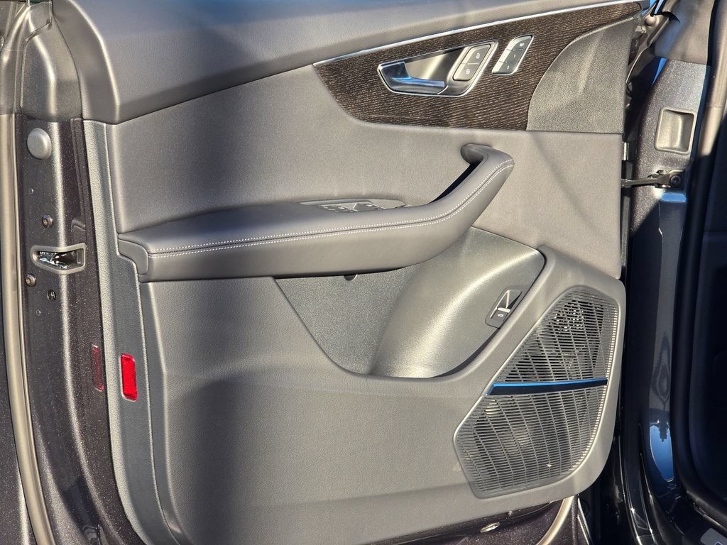 New 2026 Audi Q8 Premium Plus AWD/4WD image 13