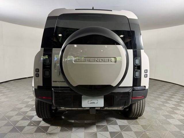 New 2026 Land Rover Defender 110 S AWD/4WD image 7