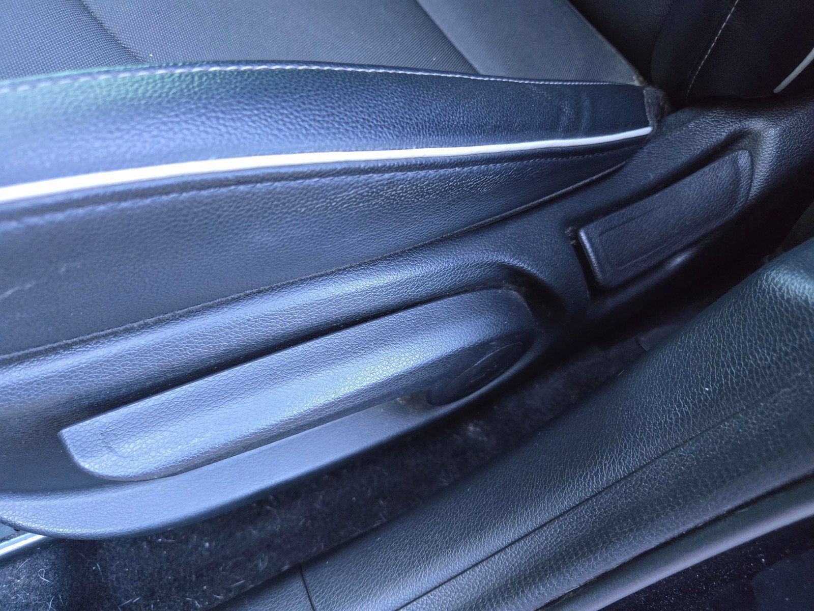 Used 2023 Kia Forte GT-Line w/ GT-Line Technology Package FWD image 13