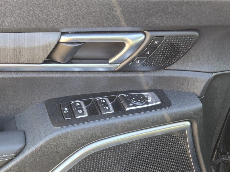 Certified 2025 Kia Telluride SX FWD image 17