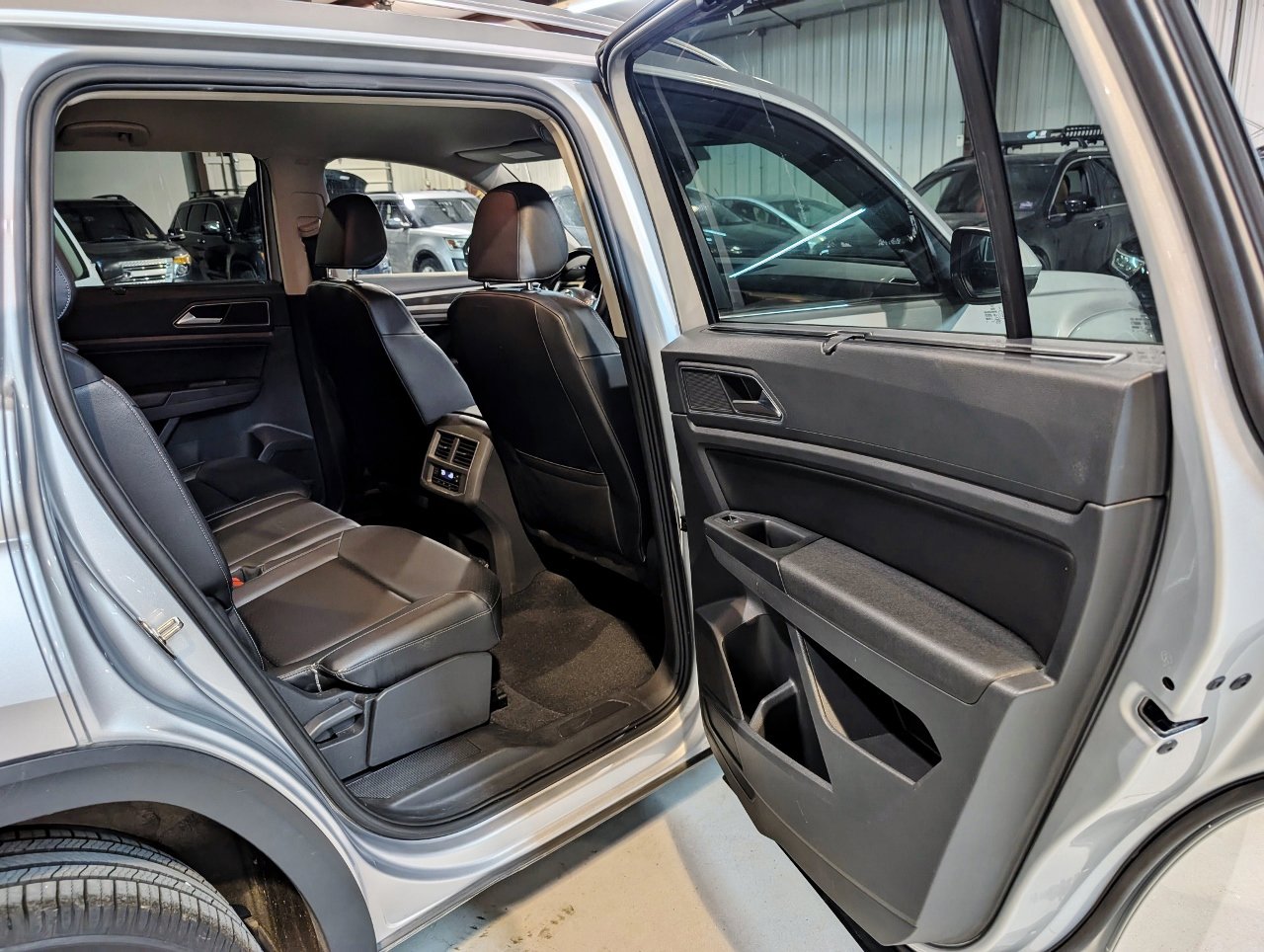 Used 2018 Volkswagen Atlas SE image 27