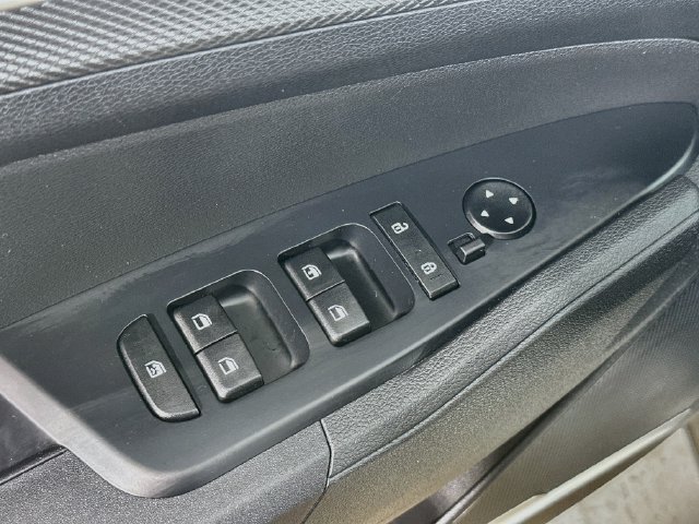Used 2025 Kia Sportage LX AWD/4WD image 18