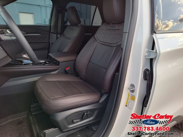 Used 2026 Ford Explorer Platinum w/ LUX Leather Package image 19