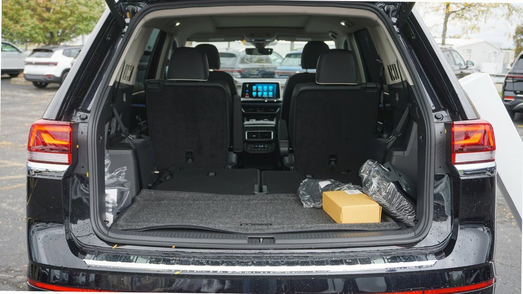 New 2026 Volkswagen Atlas SEL Premium R-Line image 6