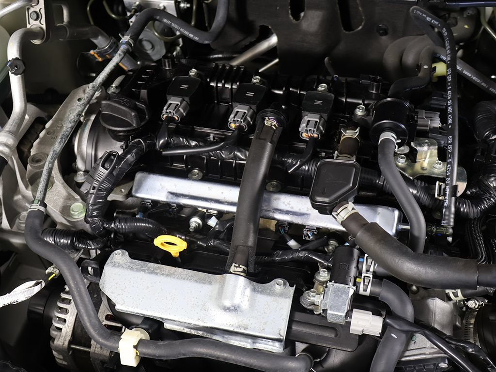 Used 2025 Nissan Versa S FWD image 13