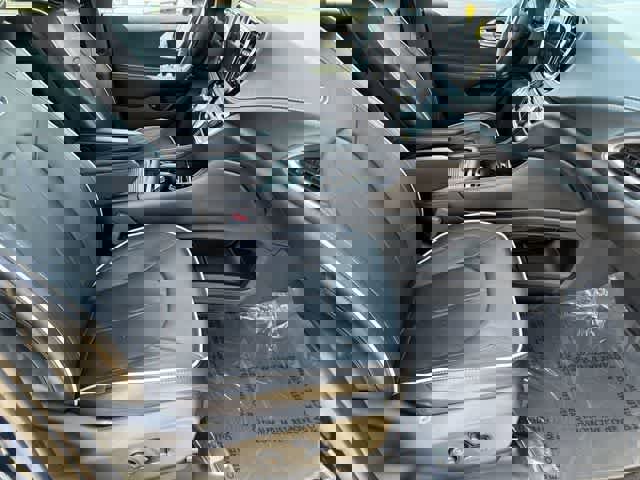 Used 2022 Chrysler Pacifica Limited w/ Uconnect Theater Family Group image 20